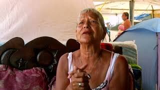 Venezuela quake survivors line up for humanitarian aid