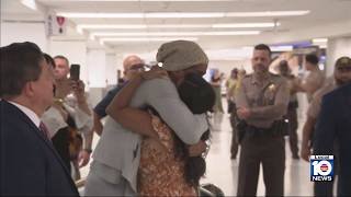 Cuban artist Luis Manuel Otero Alcántara arrives in Miami following release from Cuba