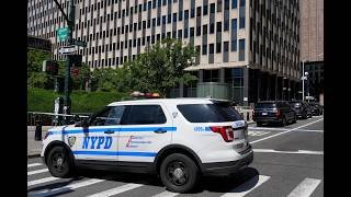 New York army veteran in custody after fire set outside ICE offices