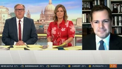 Robert Jenrick slams ‘waste of time’ GMB interview in awkward hot mic moment