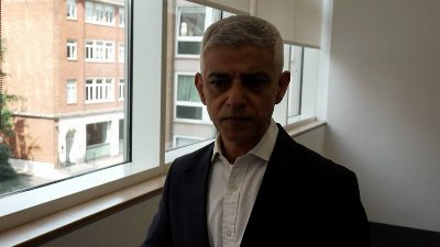 Sadiq Khan shows support for Muslim community