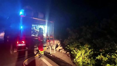 Evacuees allowed to return home after deadly Spain wildfire stabilises