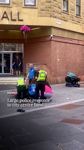 Police intervene in city centre brawl