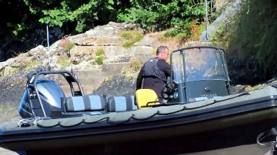 Bear Grylls get Waitrose delivery on Abersoch Beach