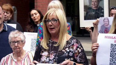 Hull funeral director left 'deep scars' on families